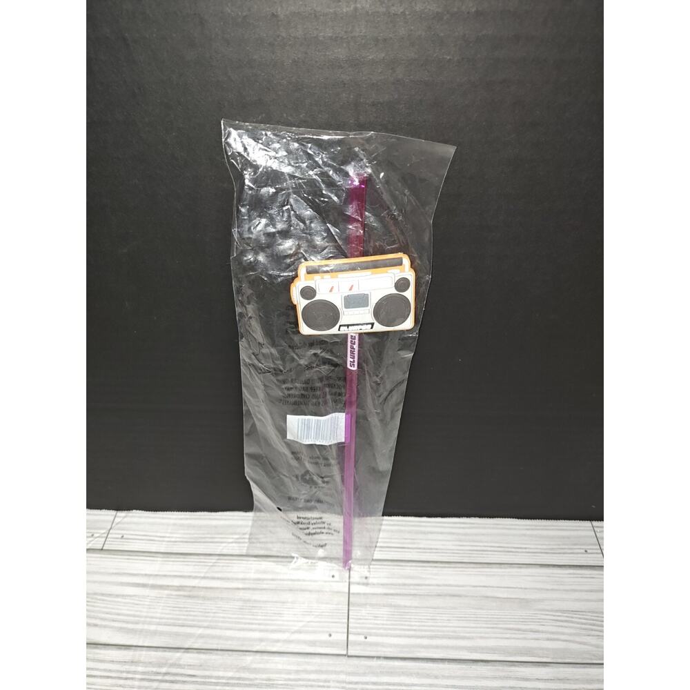 7-11 Collectible Kids Slurpee Bevarge Plastic Straw With Retro Boombox Graphic